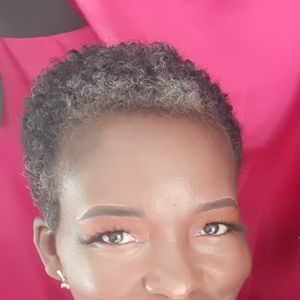 Meet your Posher, Latoya